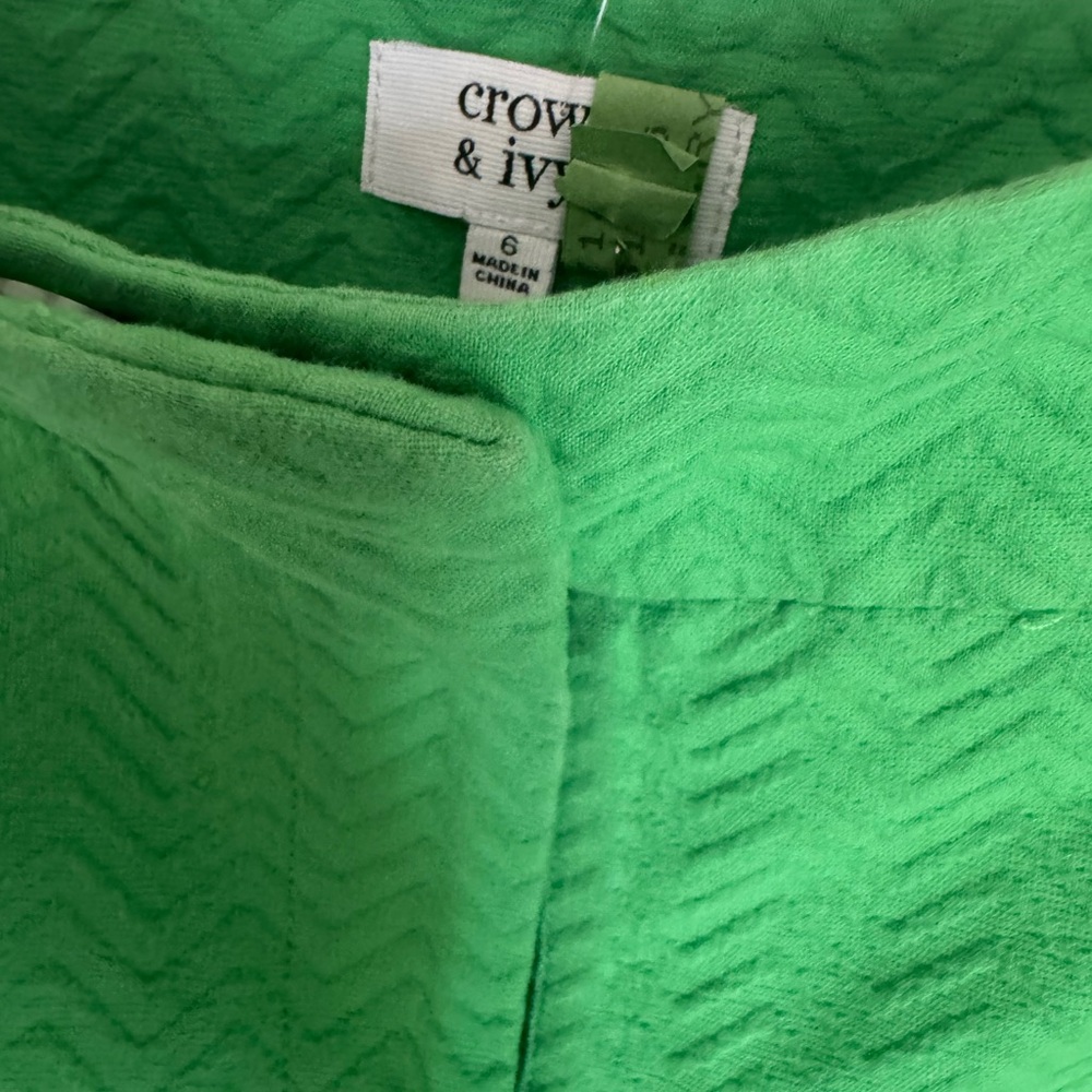 Crown & Ivy Green Scallop Shorts 🇮🇹Amalfi Coast Resort Chic European Summer - Picture 5 of 6